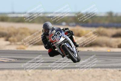 media/Nov-16-2025-Race Pace (Sun) [[8c5fa54630]]/Verified Riders/9-Turn 16 (150pm)/